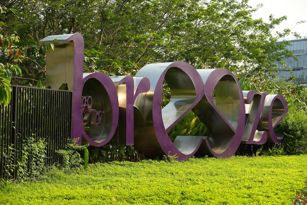 Hotel Santika Premiere Ice - Bsd City Serpong Esterno foto