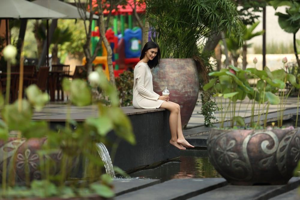 Hotel Santika Premiere Ice - Bsd City Serpong Esterno foto