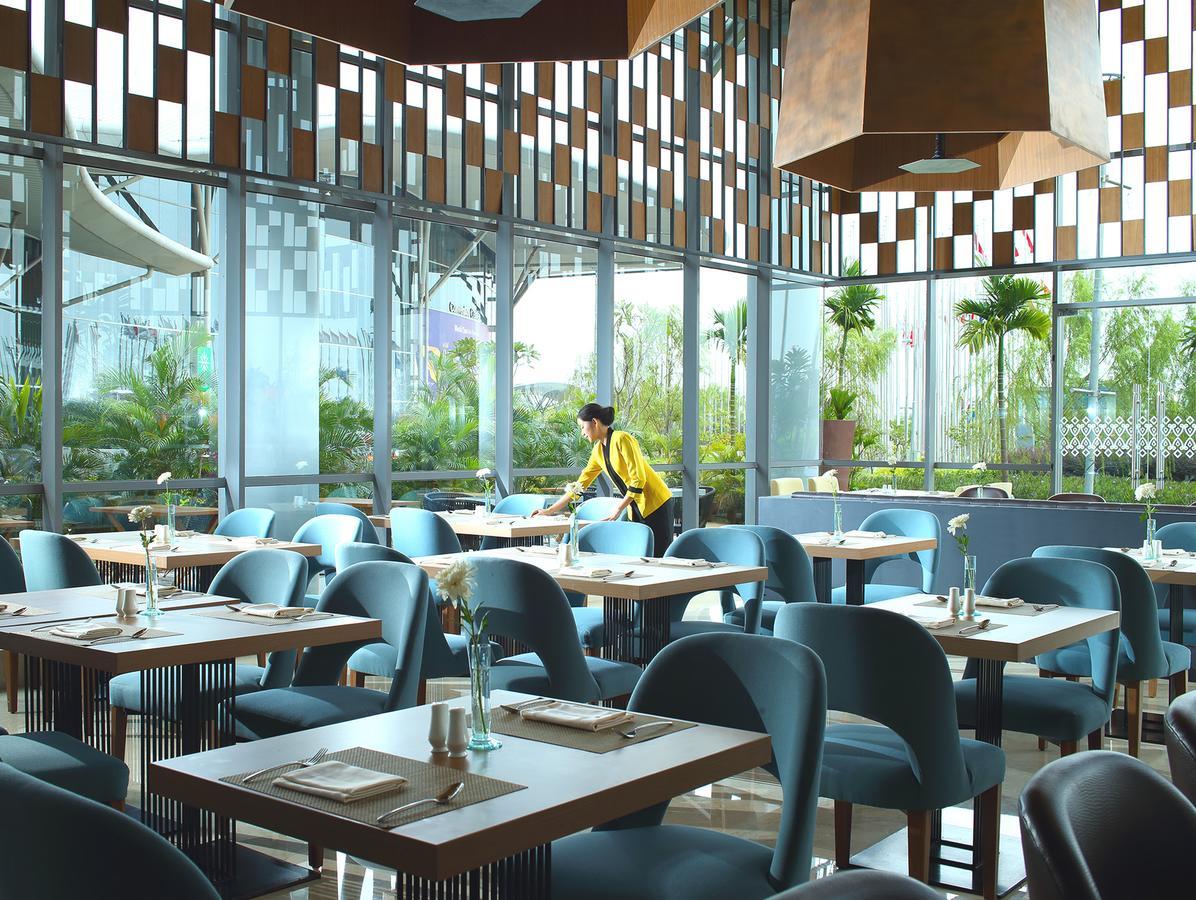 Hotel Santika Premiere Ice - Bsd City Serpong Esterno foto