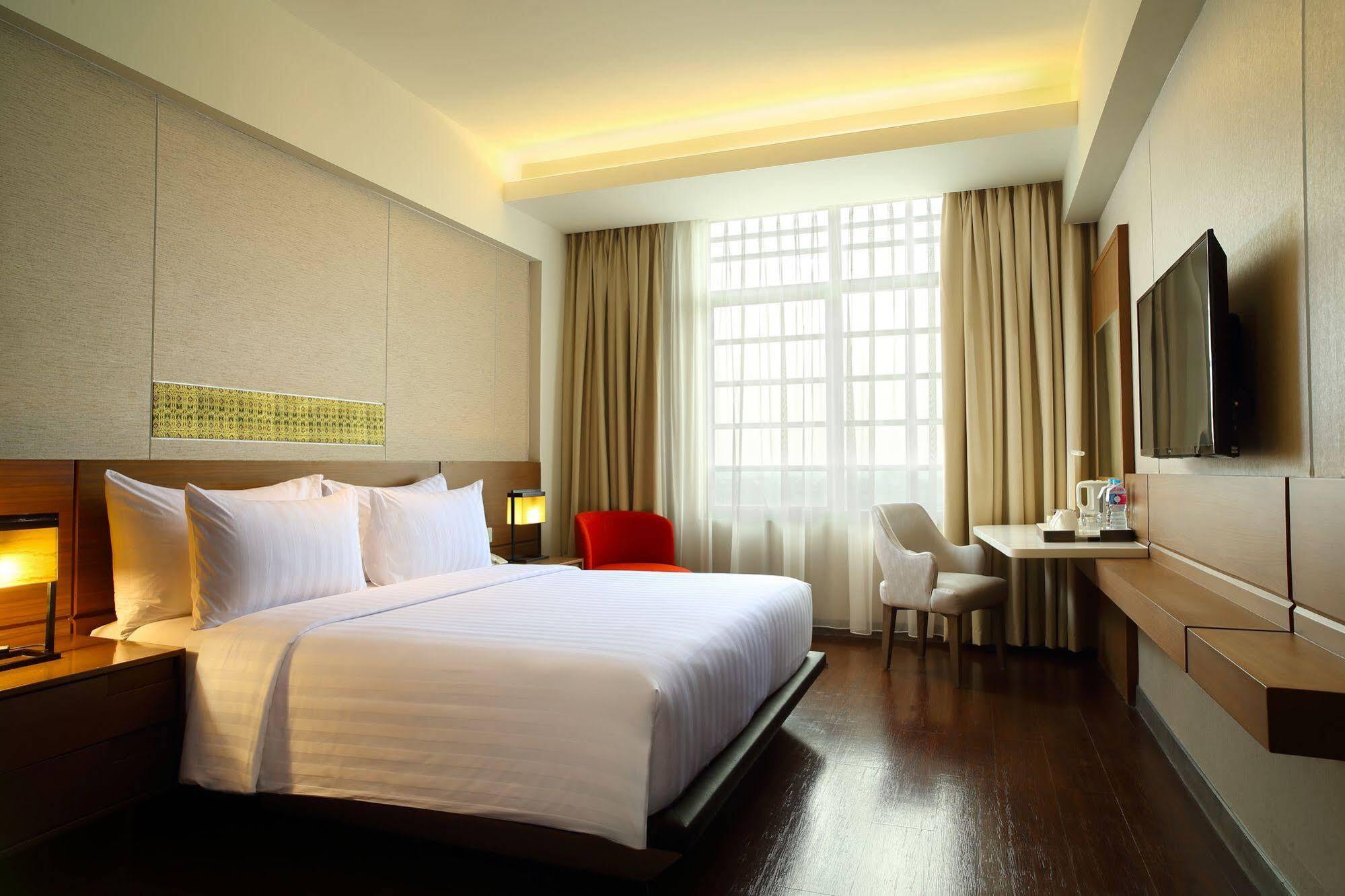 Hotel Santika Premiere Ice - Bsd City Serpong Esterno foto